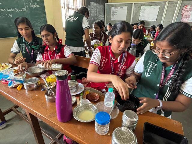 Fireless Cooking 2025 – Creative Food Decoration